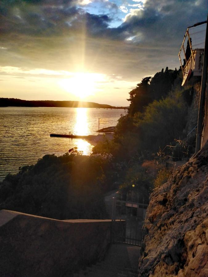 Rabski Dvor Appartement Rab Town Buitenkant foto
