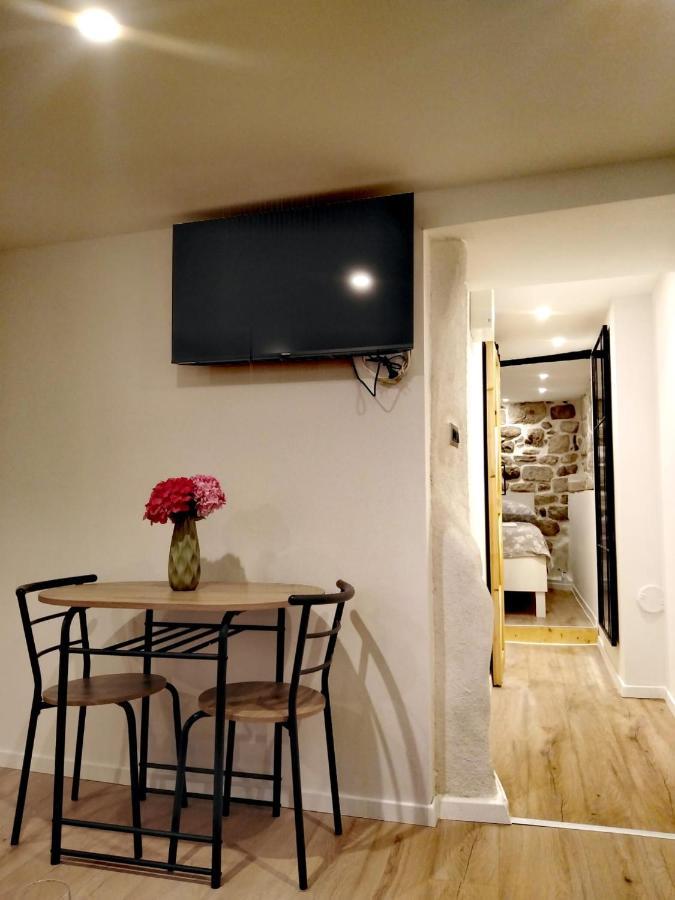 Rabski Dvor Appartement Rab Town Buitenkant foto